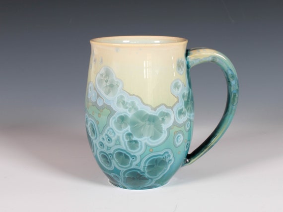 5 Stunning Examples of Crystalline Pottery Designs